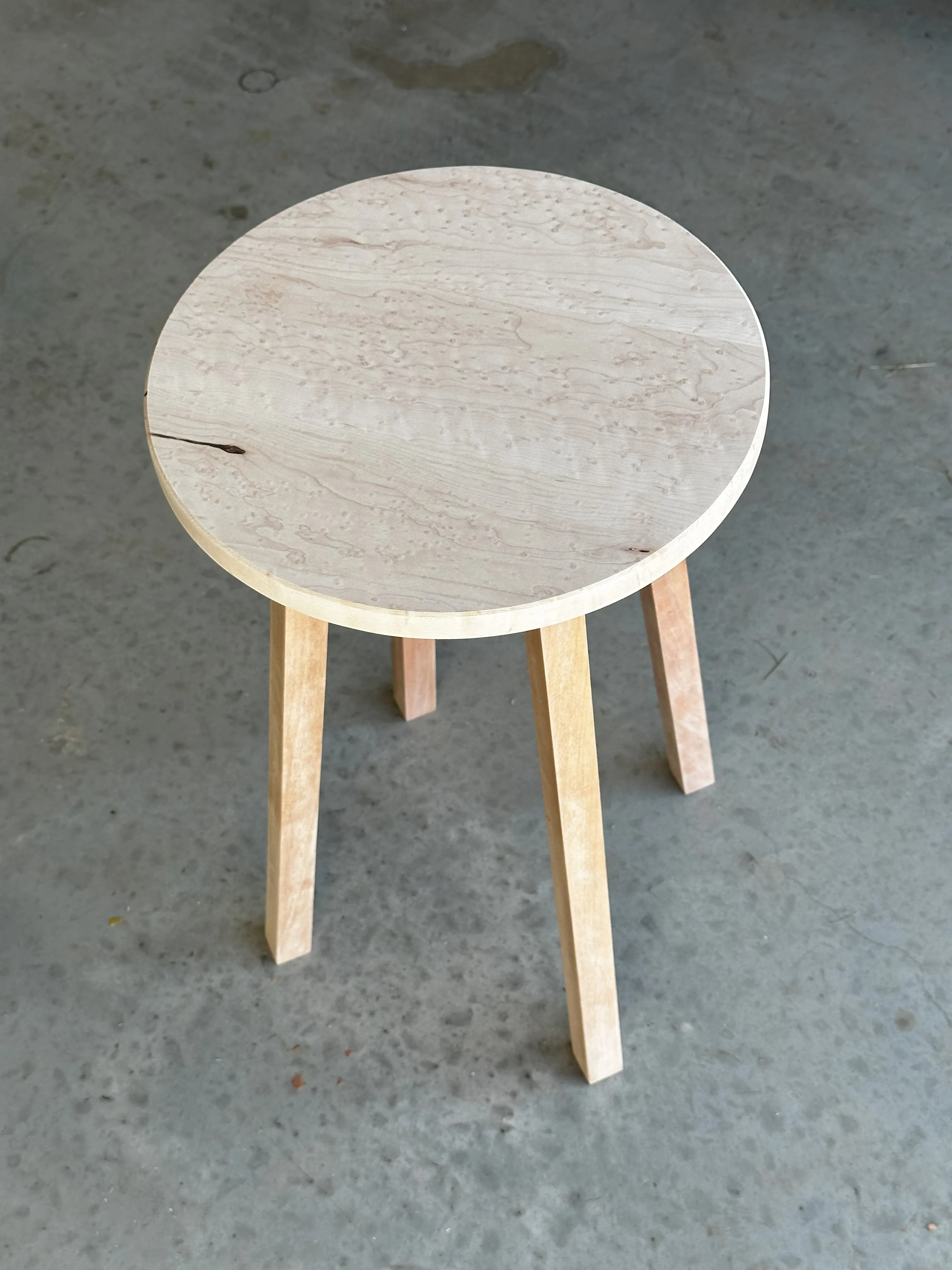Round table