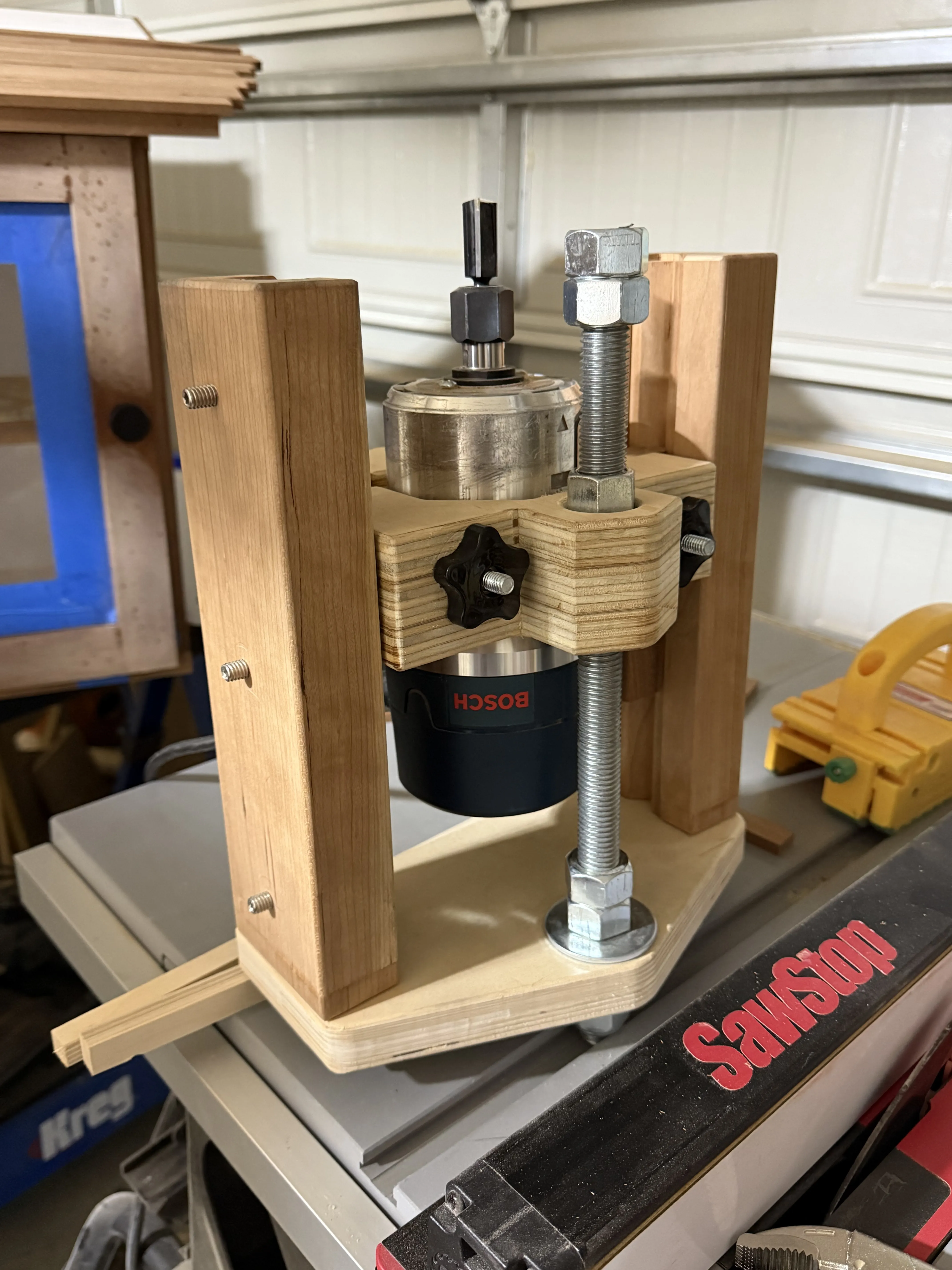 Router lift