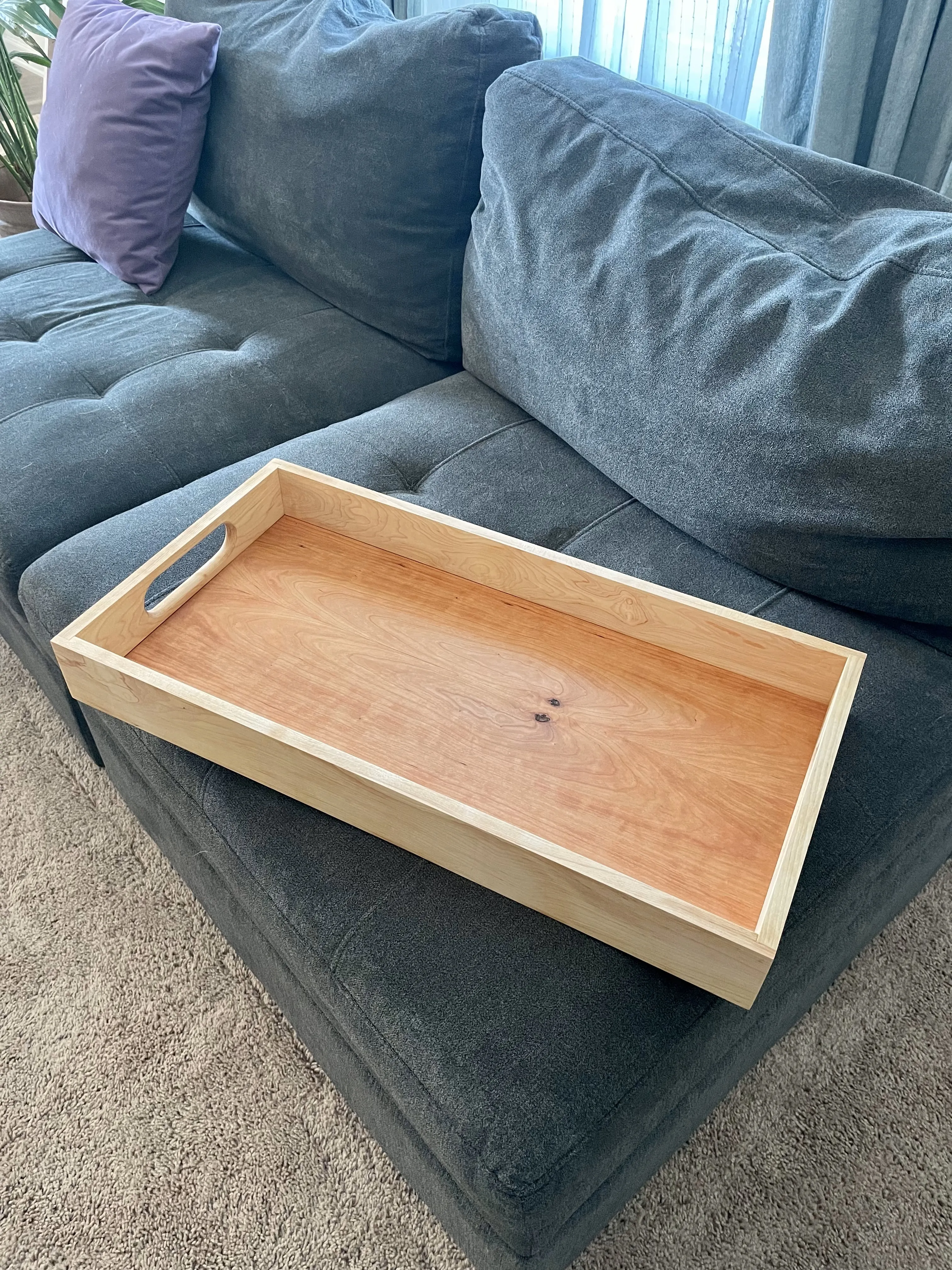 Serving tray